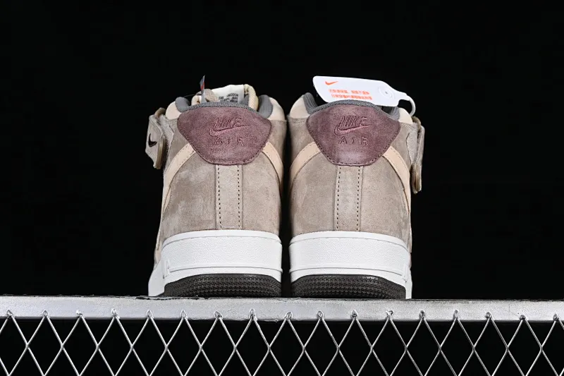 All categories Nk Air Force 1 Air Force series Nk Air Force 1 Mid Air Force mid-top Nk Air Force 1'07 Mid beige suede Air Force One mid-top casual sneakers CG9908-102